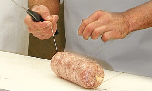 Salame di Monteriggioni — la legatura